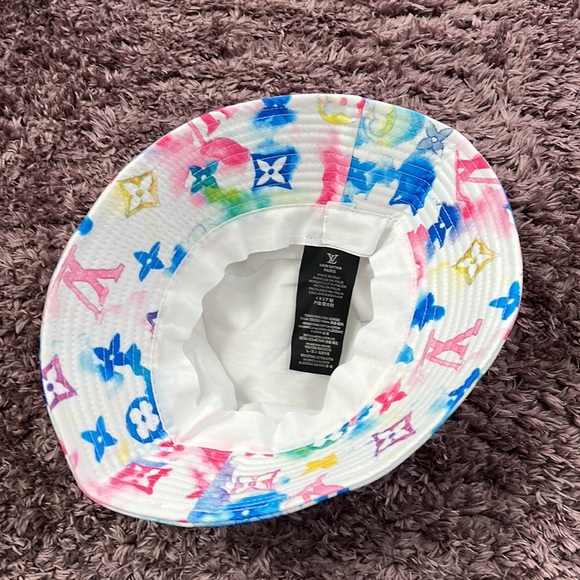 NWT Colorful Bucket Hat - Picture 5 of 6
